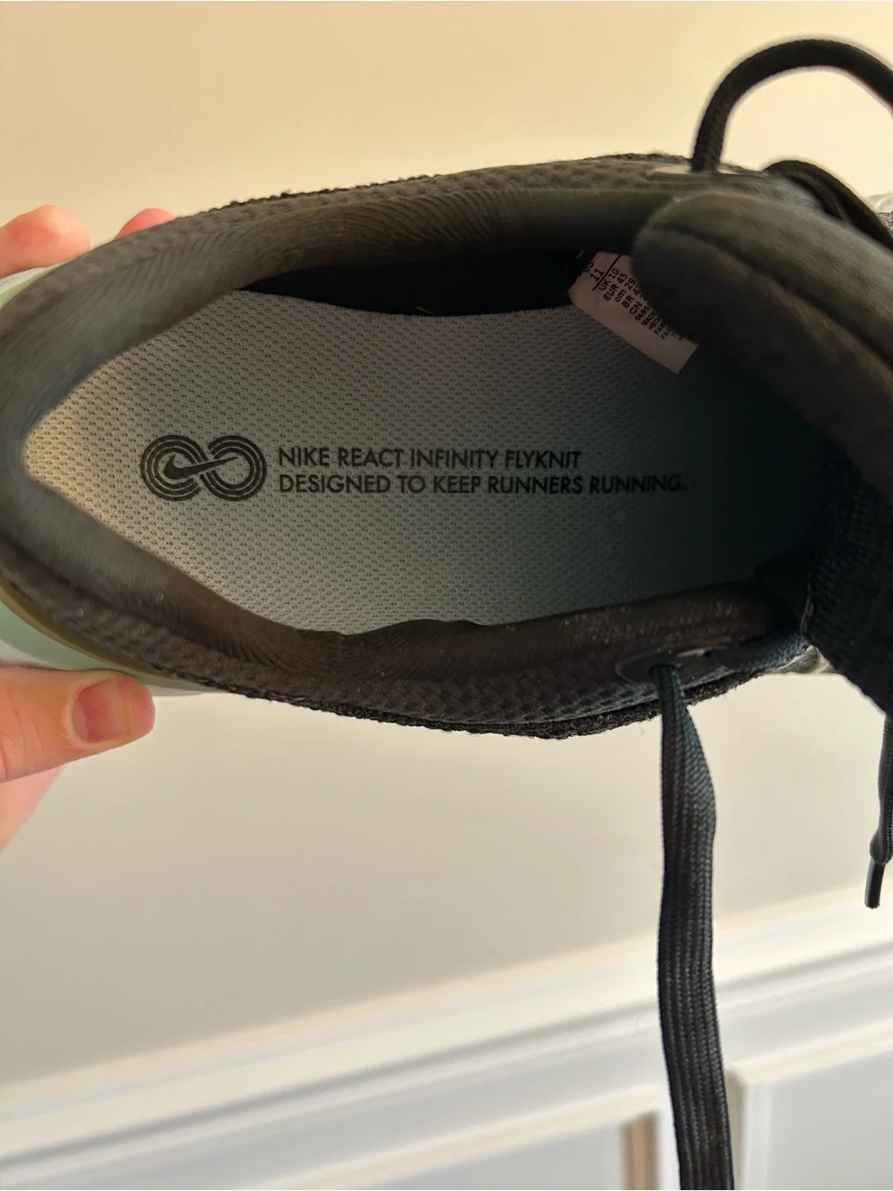 Nike React Infinity Run Flyknit Men’s Running Shoes Black Like New